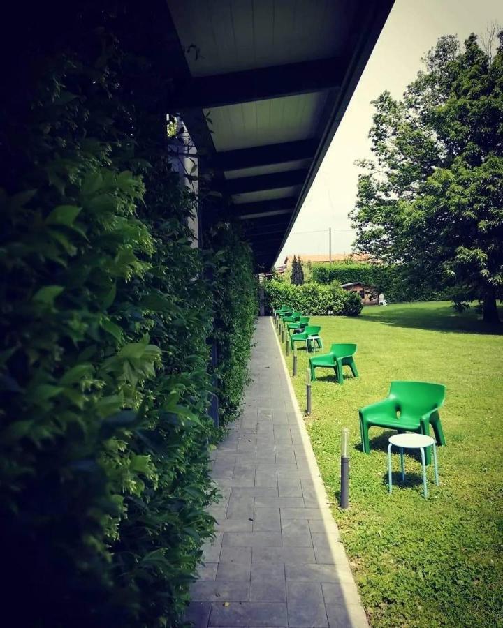 Mxp Rooms Guest House Cardano Al Campo Εξωτερικό φωτογραφία
