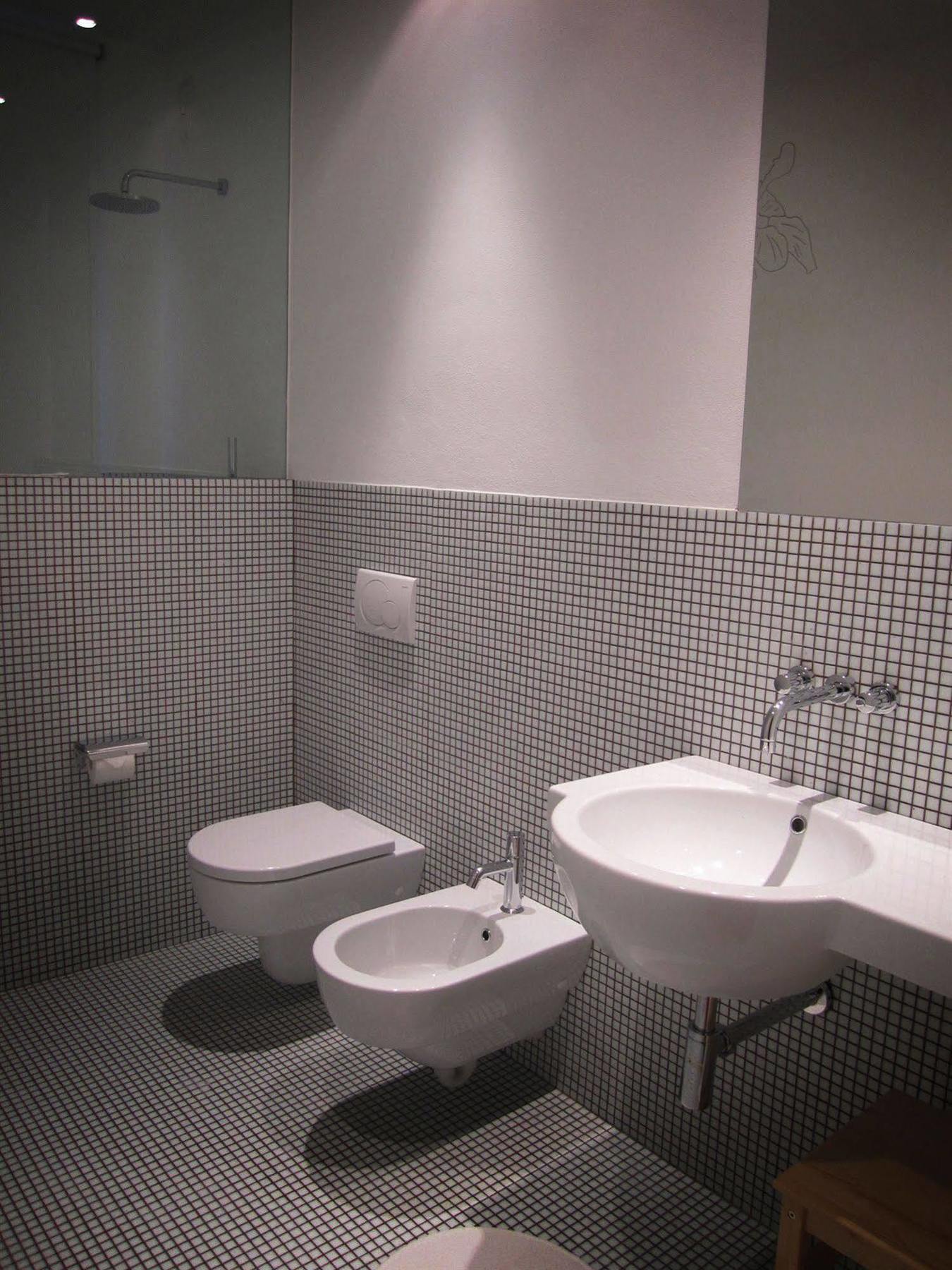Mxp Rooms Guest House Cardano Al Campo Εξωτερικό φωτογραφία