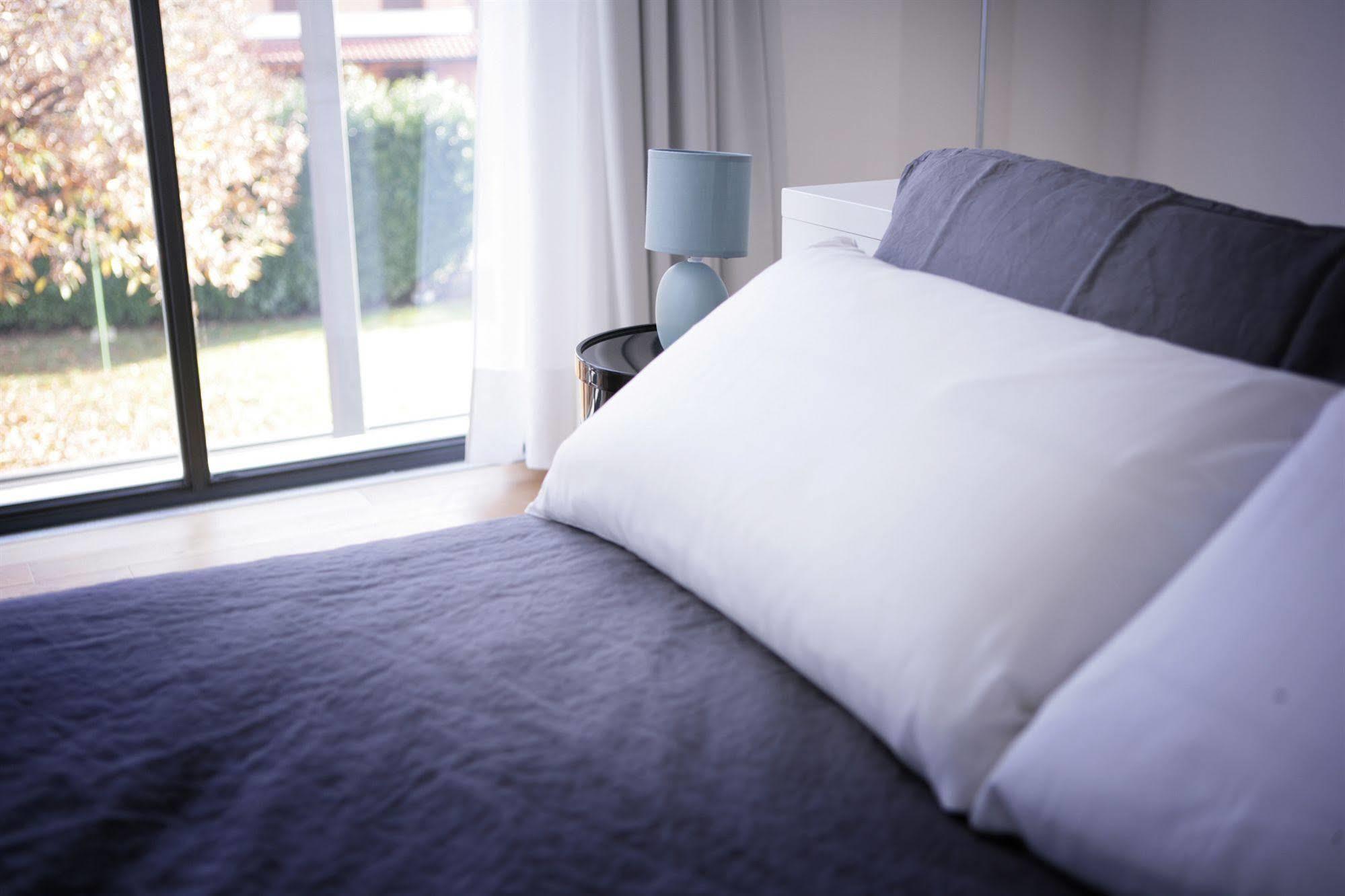 Mxp Rooms Guest House Cardano Al Campo Εξωτερικό φωτογραφία